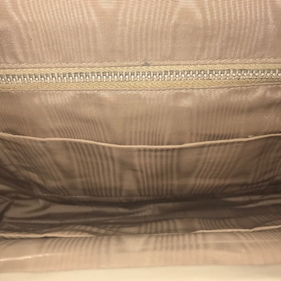 Vintage Floral Tapestry Top Handle Bag ๐ - Picture 6 of 8